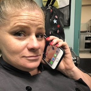 Meet your Posher, Melonie